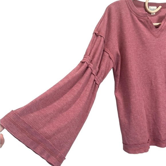 NEW BAEA Los Angeles Pink Waffle Knit Splitneck Pullover with Wide Sleeve NEW - Picture 4 of 16